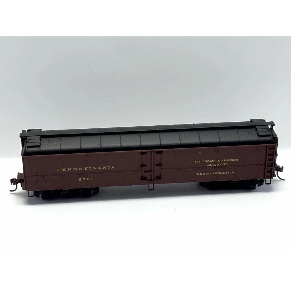 Walthers HO Scale PRR R50B Express Reefer 2721 RTR Refrigerator Car 932-5888
